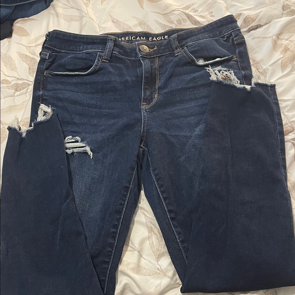 American Eagle Outfitters Women's Ripped Dark Blue Skinny Jeans